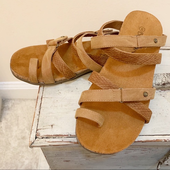 bearpaw nadine sandal